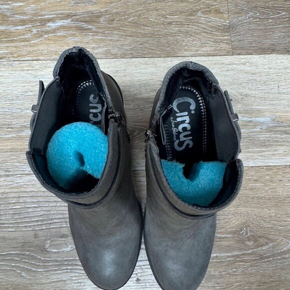 Circus By Sam Edelman Deacon Gray Block Heel Ankle Boot Women's Size 6.5 - Picture 3 of 9